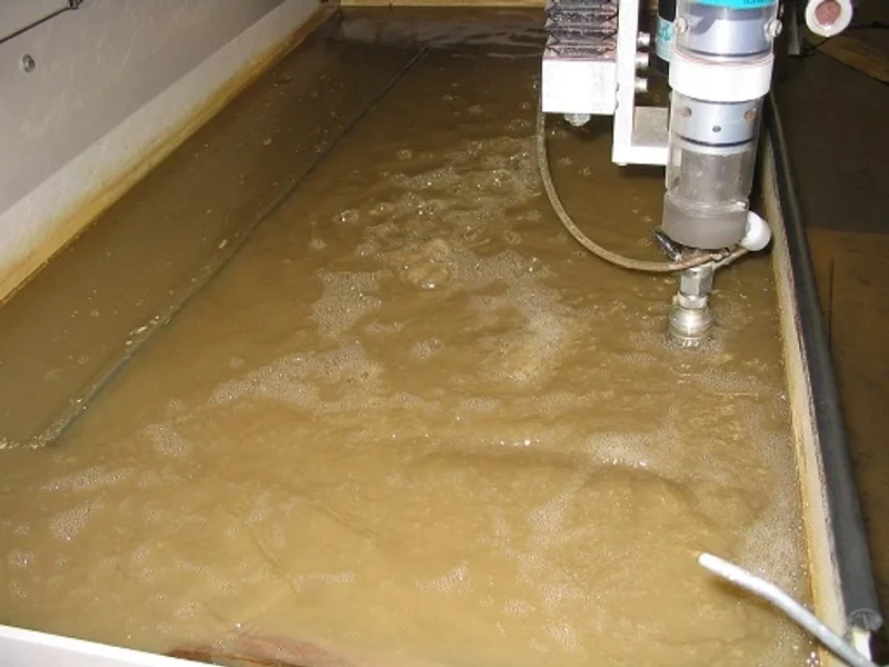 1998 FLOW BENGAL 2' X 4' | Waterjet Cutters