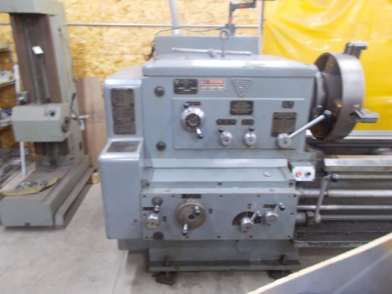 Stanko 1M63 Engine Lathe, 1977 – DRO, Steady Rests, Follow Rest, Tailstock