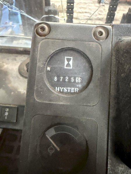 36,000 LB HYSTER 360 PNEUMATIC DUAL-TIRE FORKLIFT. STOCK # 0982926