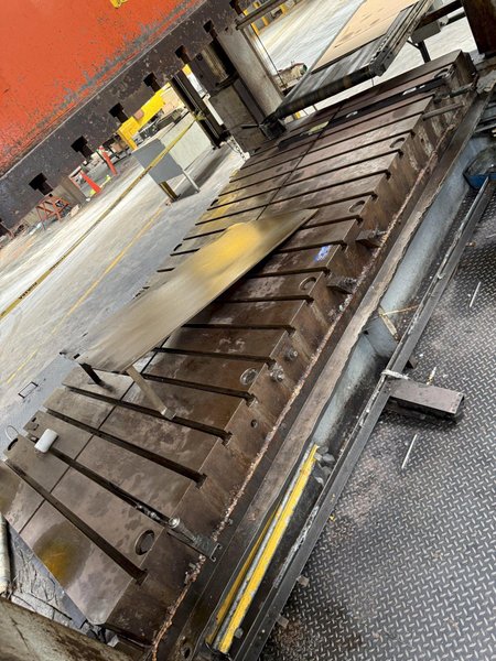 440 TON CLEARING NIAGARA SC2-400-120-60 STRAIGHT SIDE DOUBLE CRANK PRESS(NEW IN 1998) STOCK # 0328626
