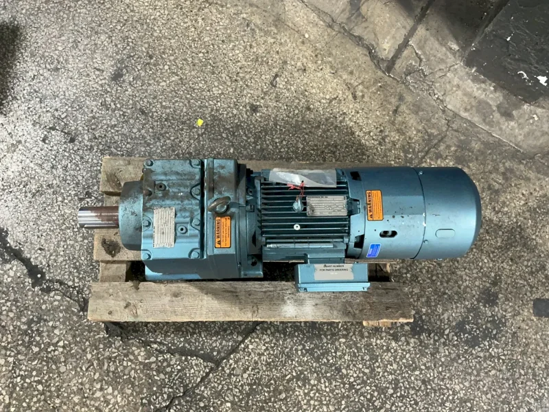 SEW-EURODRIVE 5.4 HP GEAR DRIVE