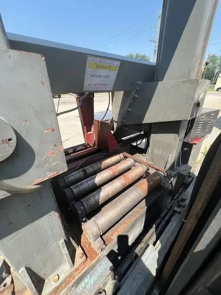 24" x 16"  CHEN LONG DOUBLE COLUMN HORIZONTAL BAND SAW