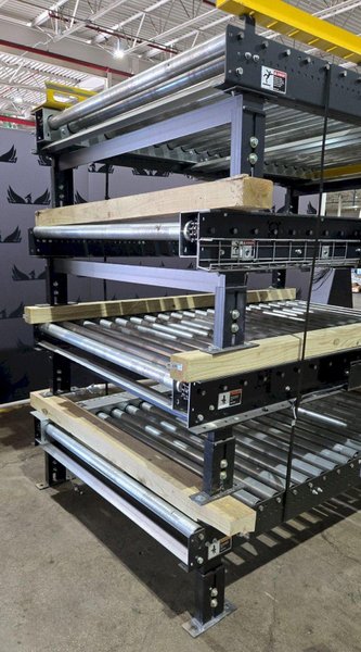 INDUSTRIAL KINETICS 8ft Chain Driven Roller Conveyor, 4ft Width, 20″ Height USED