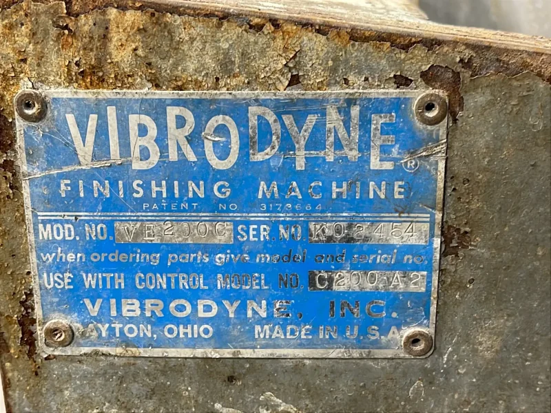 VIBRODYNE VIBRATORY FINISHER  -  VE200C