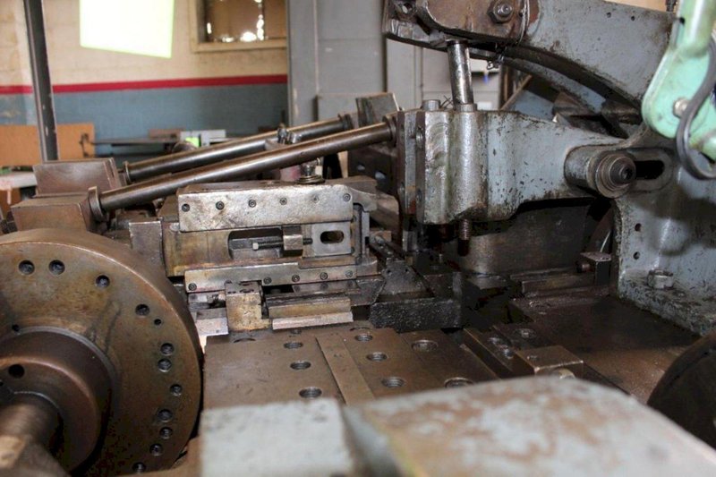 NILSON MODEL #S3F WIRE BENDING FOUR SLIDE MACHINE .STOCK# 1156822