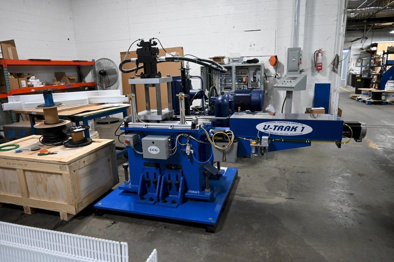 New UCG U-Cut Flying Cut Off w/U-Trak Length Control System