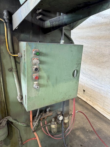 55 TON X 8&#039; WYSONG MODEL 55–6–1S MECHANICAL PRESS BRAKE. STOCK # 1001625
