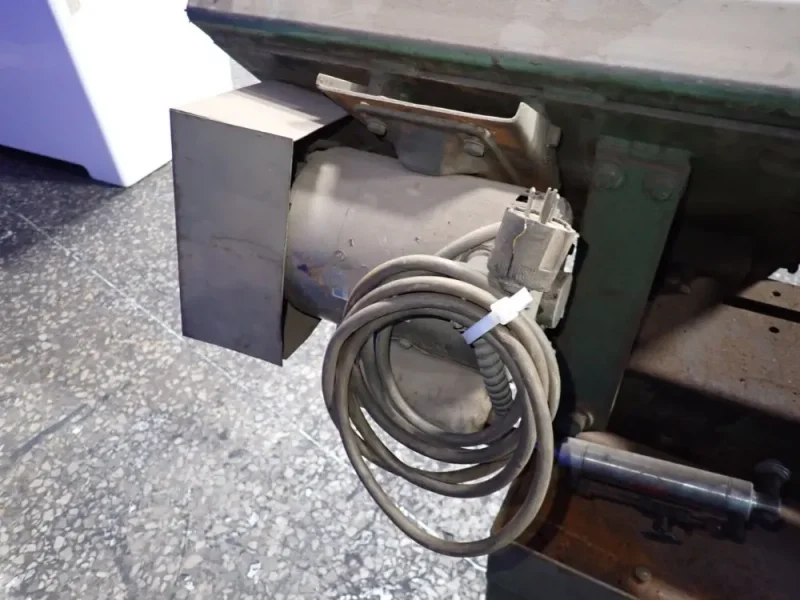 16" X 12" HORIZONTAL BAND SAW