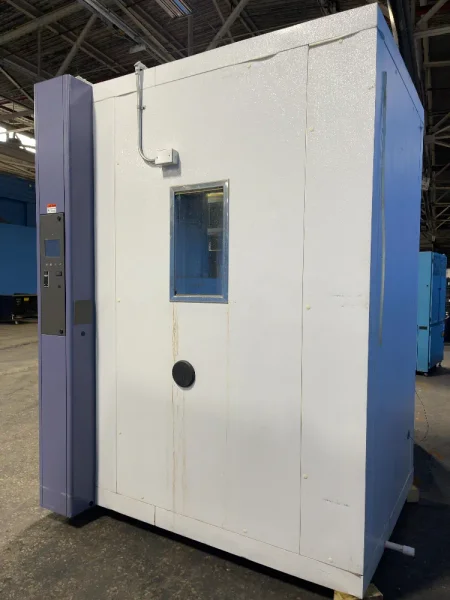ESPEC 70” X 48” X 95” ENVIRONMENTAL WALK IN TEST CHAMBER   -  EWPU183-6CWL