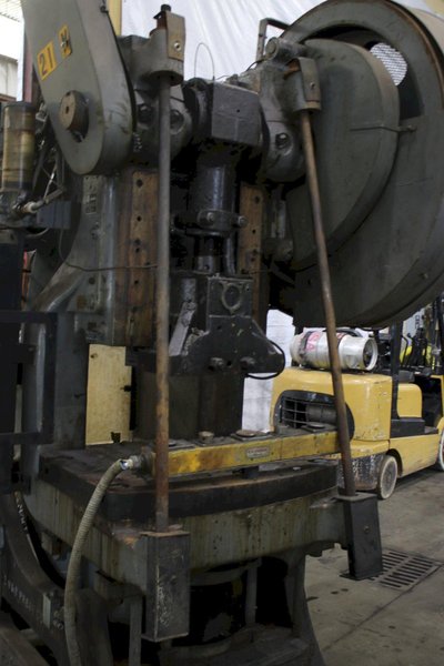 V &amp; O PRESS: STOCK #76359