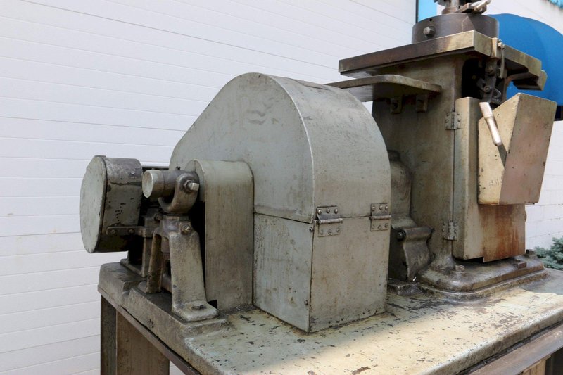 3&#039; X 24&#039; MITTS &amp; MERRILL MODEL #5 KEYSEATER: STOCK #70537