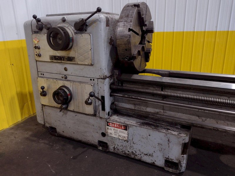 30" x 360" SUMMIT HEAVY DUTY ENGINE LATHE, 4.25" HOLE: STOCK #18761