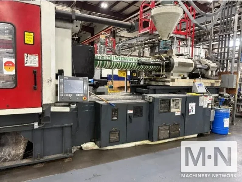 950 TON 232 OZ MILACRON MODEL MM950 INJECTION MOLDING MACHINE MFG 2012