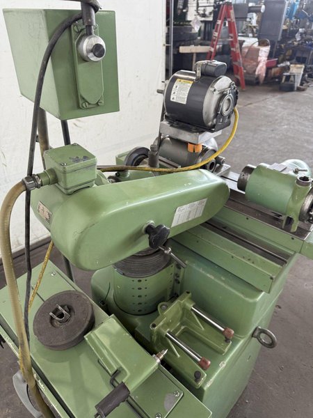 JUNGNER MASKIN US 2305 UNIVERSAL TOOL AND CUTTER GRINDER. STOCK # 0449625.
