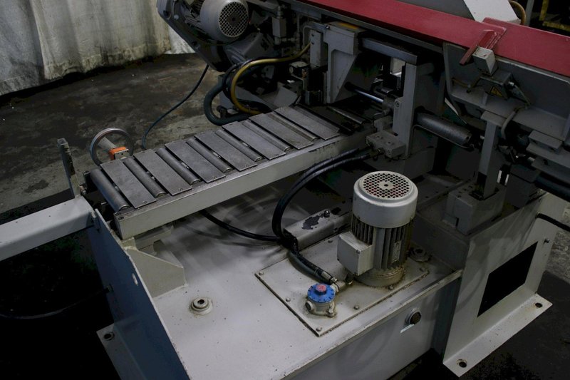 8.6" X 8.6" BEHRINGER MODEL #S2 HBP-220A HORIZONTAL BANDSAW: STOCK #75889