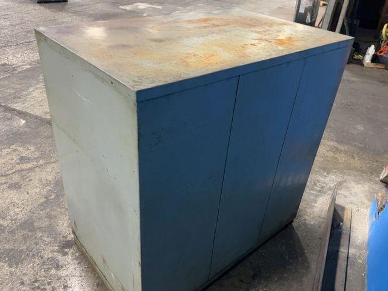 5 DRAWERS TOOL CABINET