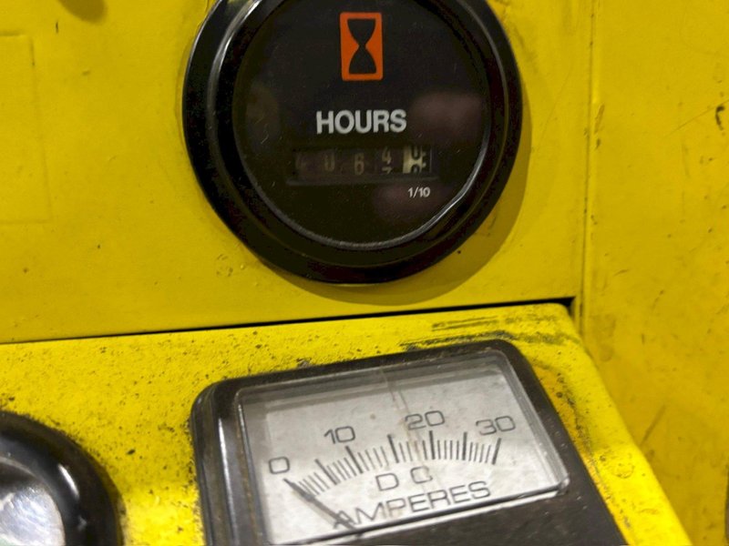 36 VOLT CUSHMAN MODEL #898361 STOCK CHASER/TUGGER CART: YOBRO #24650