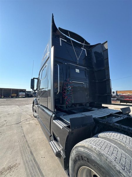 2024 Volvo VNL64T860 4V4NC9EH6RN656675