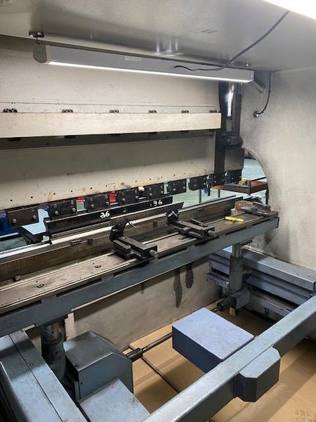 2009 Ermak CNCAP 8X110 CNC Press Brake (#5069)