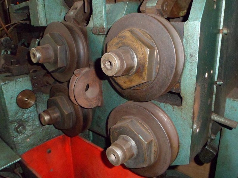 NEDSCHROEF #MW-32, HI-SPEED HOT NUT FORMER