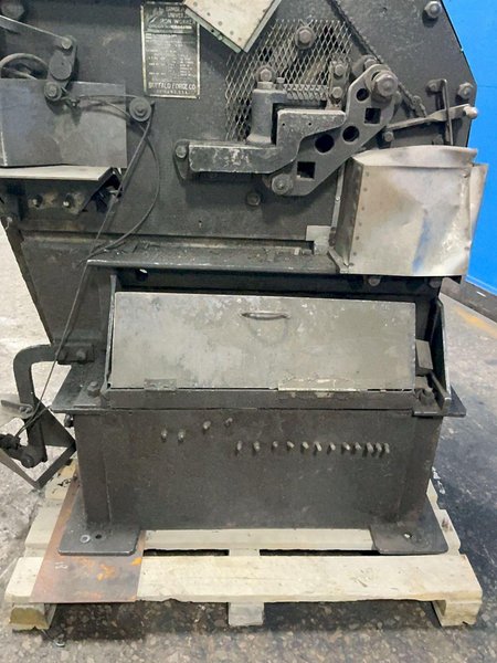 BUFFALO UNIVERSAL IRON WORKER  -  ARMOR PLUS UNIVERSAL