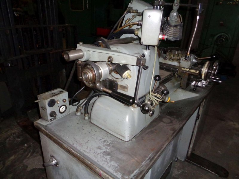 Hardinge HC Chucking Machine Lathe w/CT-A Threading Attachment