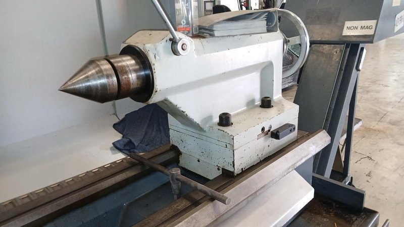 Weiler E90 x 3000, 2012 – CNC Lathe, 10″ Bore, Weiler CNC Control, Steady Rest, Chip Conveyor