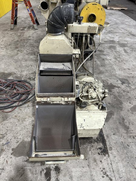 13&quot; WIDE X 15 HP GOFF MODEL #15E13 PORTABLE SURFACE &amp; FLOOR SHOT BLASTER &amp; DUST COLLECTOR: STOCK #21291