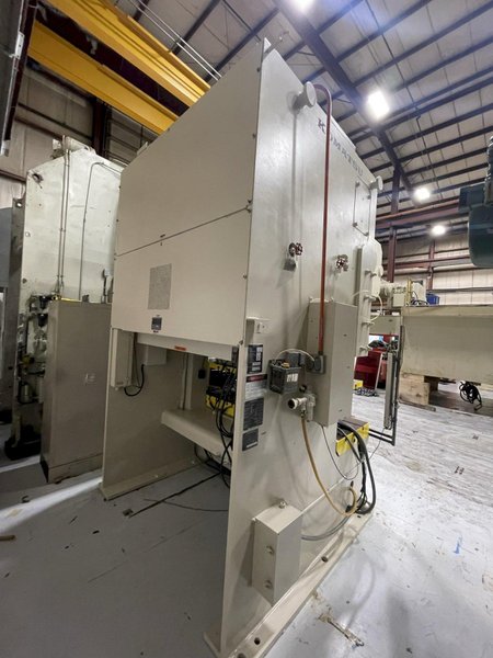 150 ton Komatsu Double Crank Used Mechanical Metal Stamping Press For Sale Model OBW150-2, Year 1987