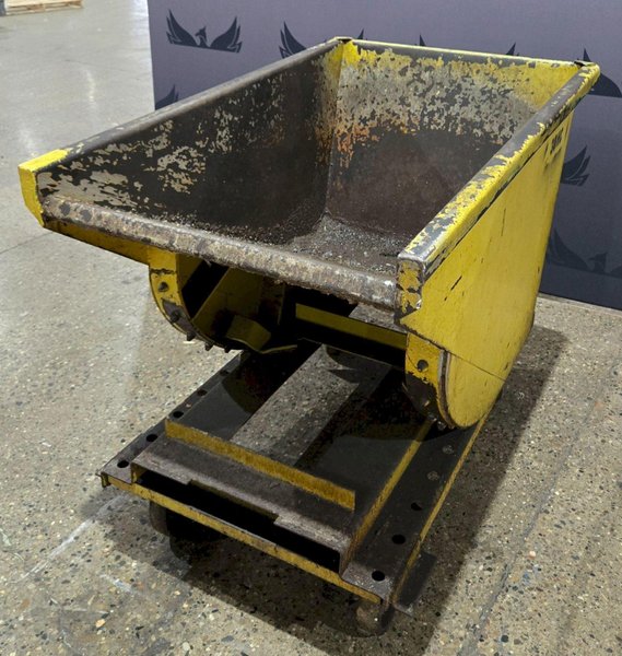 SELF DUMPING HOPPER USED