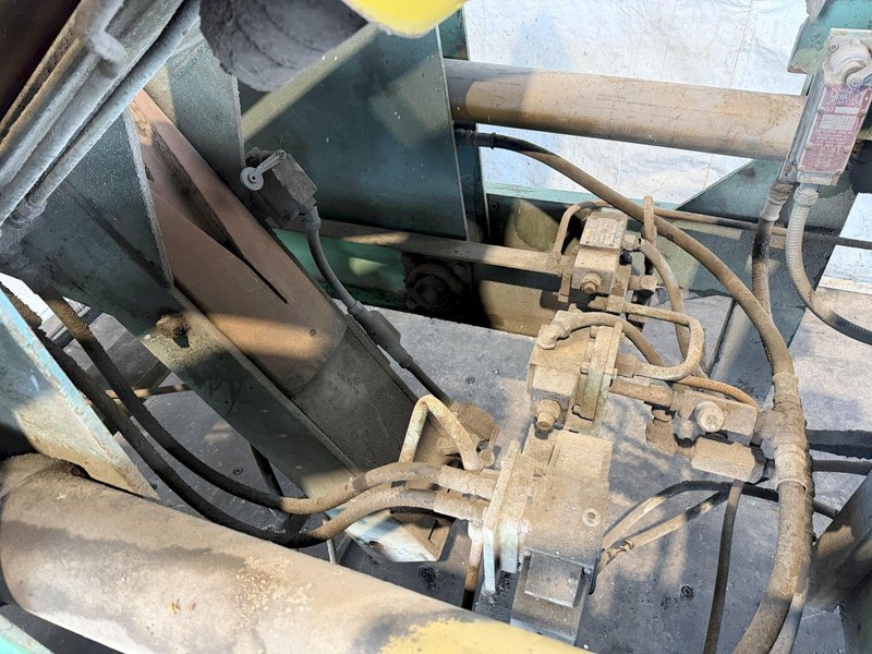 6,000 LB X 48" LBS BRANER HYDRAULIC DOWNLAYER TABLE. STOCK # 0435626