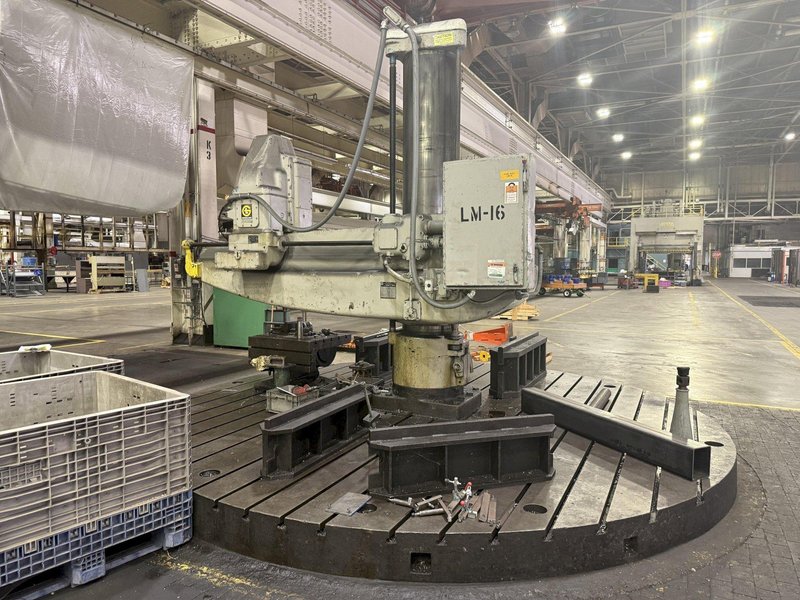 8&#039; ARM x 19&quot; GIDDINGS &amp; LEWIS MODEL #956-CHIPMASTER RADIAL ARM DRILL ON 360° T-SLOTTED BASE: STOCK #23544
