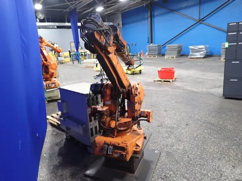 ABB ROBOT  -  IRB2400 M2000