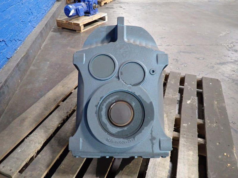 SEW-EURODRIVE 7.5 HP GEAR DRIVE