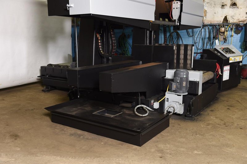 NEW 40"H x 40"W HYD-MECH H-40/40 HORIZONTAL BAND SAW