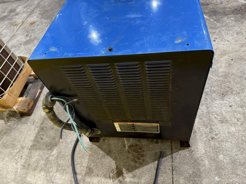 MILLER MODEL #CP-302 WELDER: YOBRO #24123