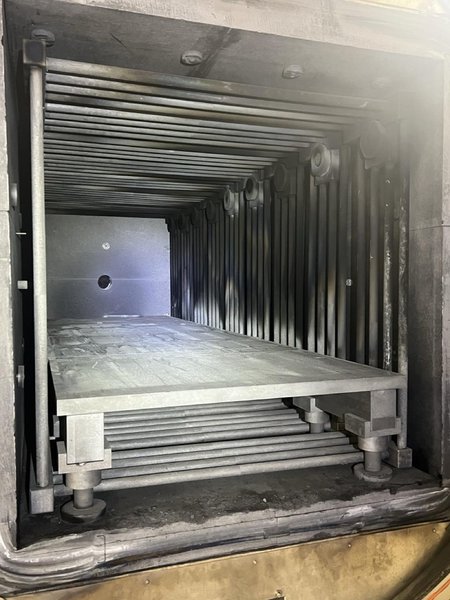 Graphite Furnace Systems Model #19 – Large Format High-Temp Vacuum Furnace with Graphite Insulation and Internal Heating Elements