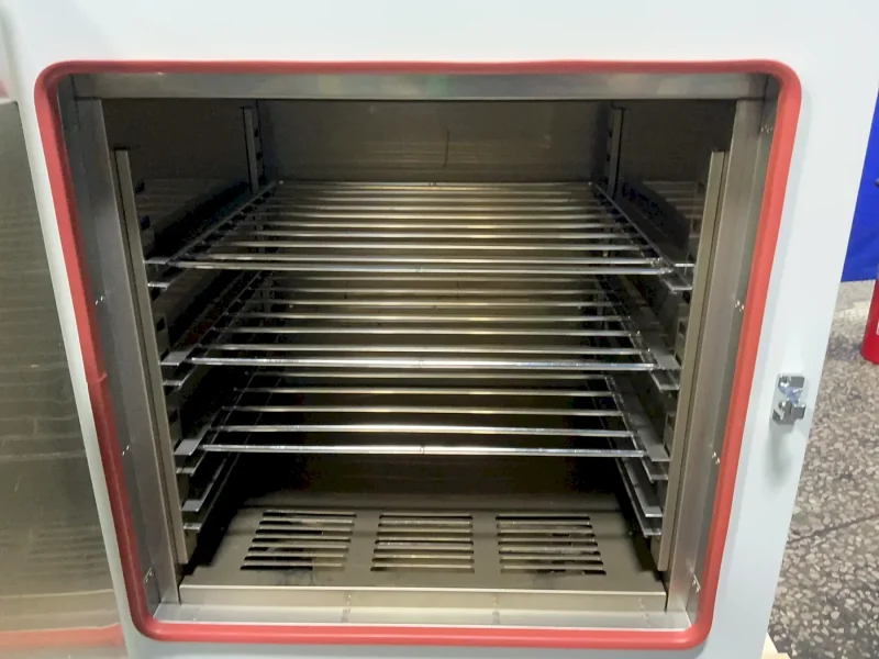 YAMATO SCIENTIFIC CO., LTD. INERT OVEN  -  DN-410I
