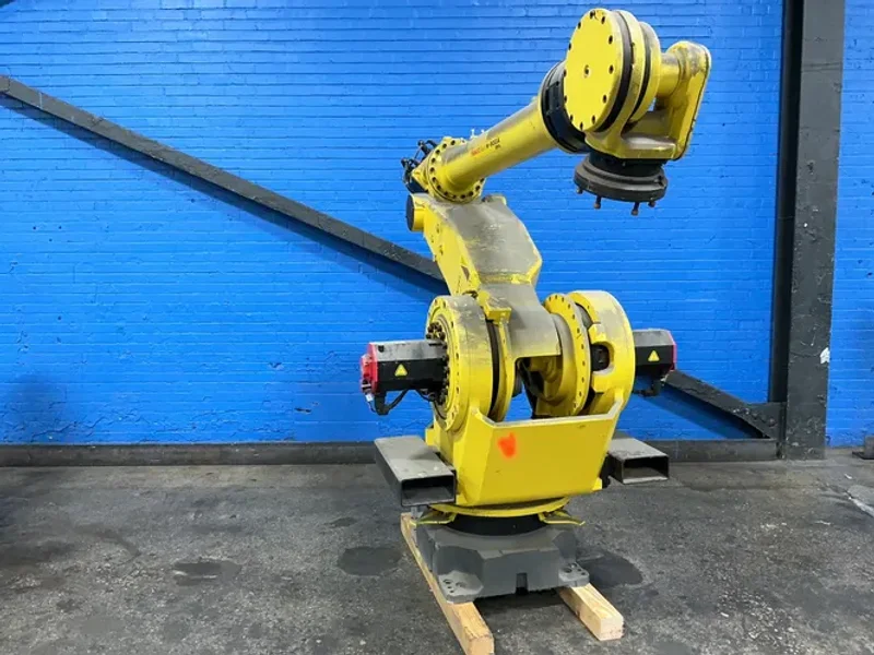 FANUC ROBOT ARM  -  M-900IA/260L