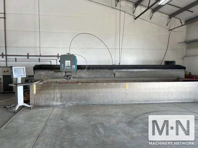 2016 Flow Mach M3B-7320 6' x 24' Waterjet