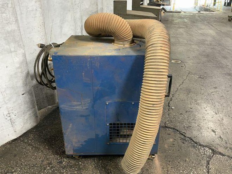 DONALDSON DUST COLLECTOR  -  EZ TRUNK