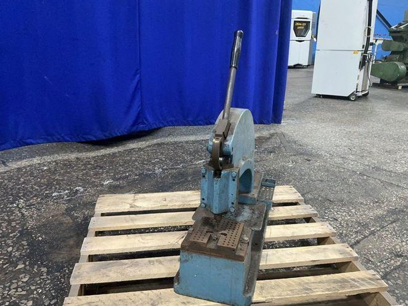 Manual Punch Press Di-acro - 2