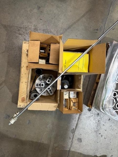 Doosan Puma 240C CNC Lathe, 2013 – LNS Barfeed, Royal Collet Chuck, LNS Chip Conveyor