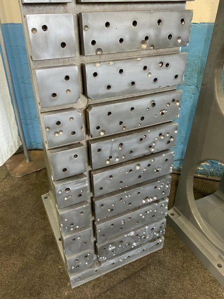 1 SET OF 24" X 28" X 84" T SLOTTED ANGLE PLATE: STOCK #80866