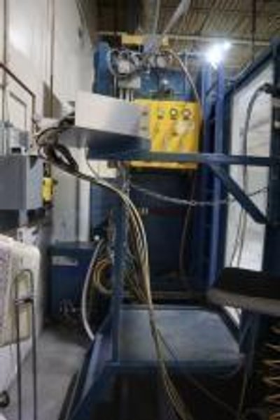 Therma-Tron-X Powder Coating Booth with Parker Ionics GX700M Elextrostatic Pain Controls- Auction Item