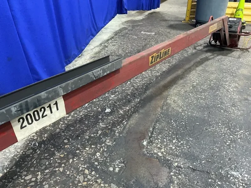 ZIPLINE 112” WELDING STATION