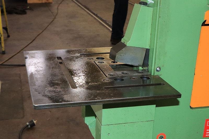 100 TON PEDDINGHAUS HYDRAULIC IRONWORKER, MODEL: PEDDIWORKER 1