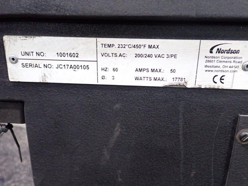 NORDSON ADHESIVE DISPENSING SYSTEM  -  1001602 / FOAMELT 200