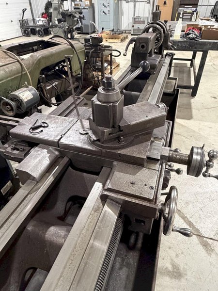 Leblong Regal Servo-Shift 17" x 102" Engine Lathe