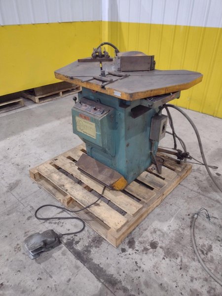 8&quot; X 8&quot; COMACA HYDRAULIC NOTCHER / NOTCHING MACHINE: STOCK #21131